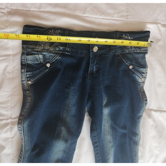 Vintage M Michel Jeans Womens Size 3 Retro Embellished Distressed Blue Jeans - Picture 8 of 12